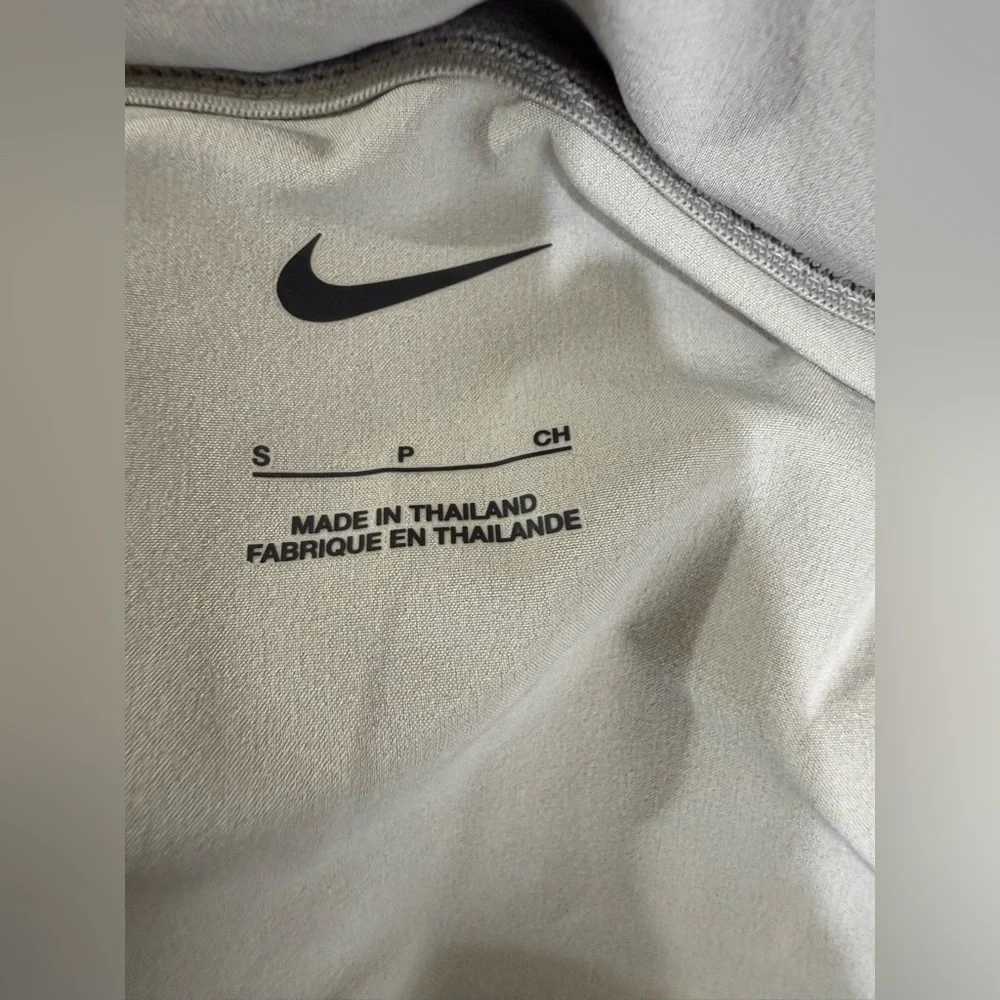 Nike Light Gray Short-Sleeve Quarter-Zip with Red Trojans & Swoosh